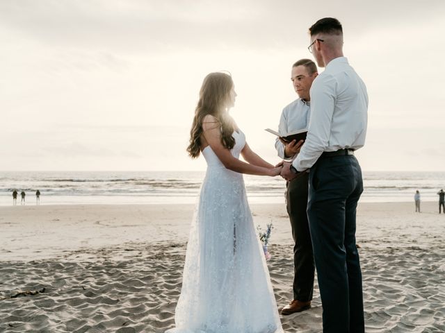 Damian and Naztasja&apos;s Wedding in Oceanside, California 10