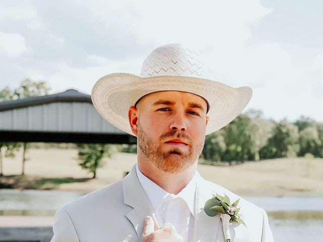 Zachary and Jensen&apos;s Wedding in Troup, Texas 12