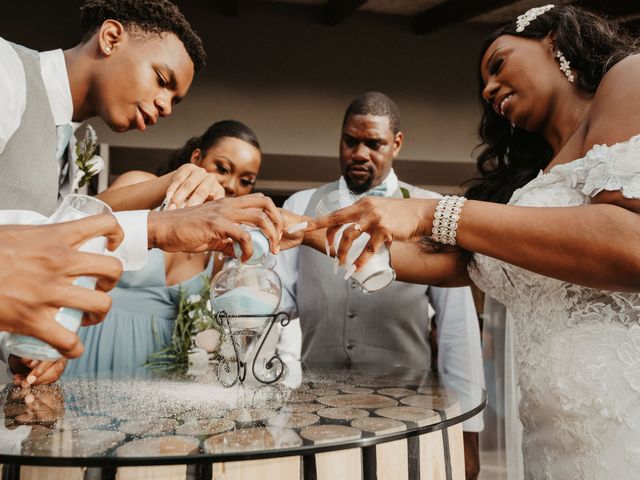 Terrell and Shardae&apos;s Wedding in Tamarindo, Costa Rica 20