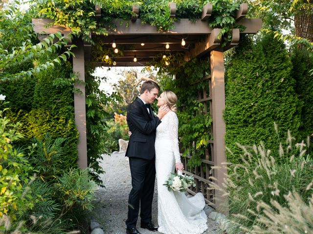 Justin and Amy&apos;s Wedding in Bainbridge Island, Washington 4
