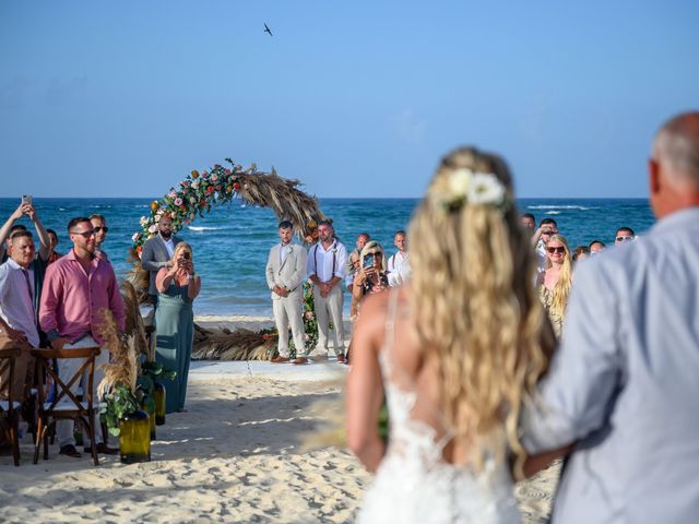 Jason and Kayla&apos;s Wedding in Punta Cana, Dominican Republic 24