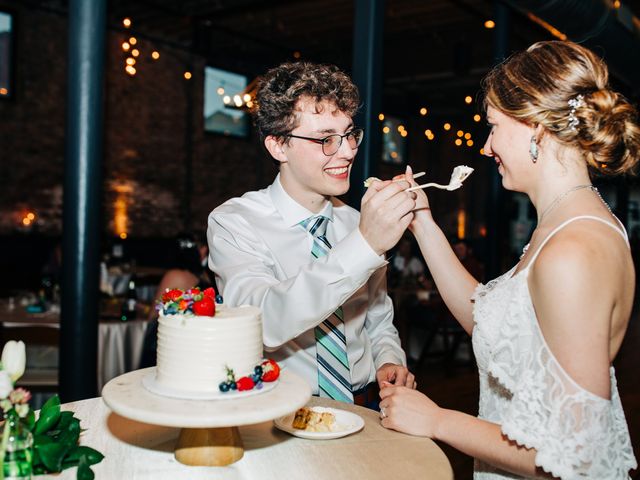 Griffen and Jensen&apos;s Wedding in Burlington, Wisconsin 17