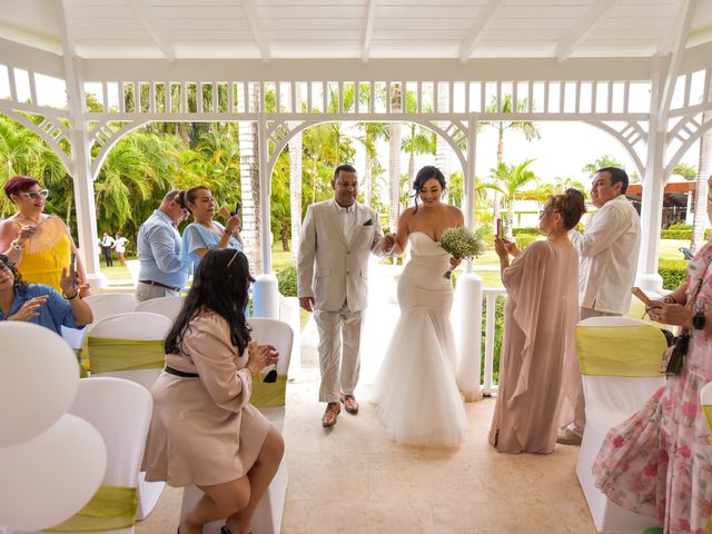 Cristhian and Daniela&apos;s Wedding in Bavaro, Dominican Republic 24