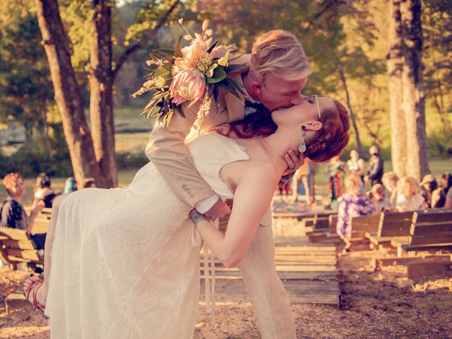 Larry and Ashley&apos;s Wedding in Daingerfield, Texas 31