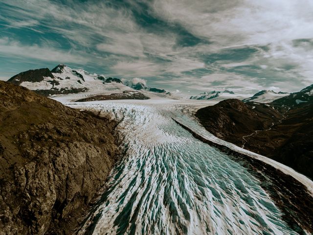 Tori and Brandon&apos;s Wedding in Girdwood, Alaska 15