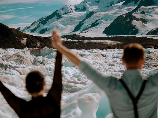 Tori and Brandon&apos;s Wedding in Girdwood, Alaska 19