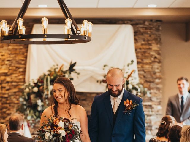 Mitch and Alyssa&apos;s Wedding in Stevens Point, Wisconsin 18