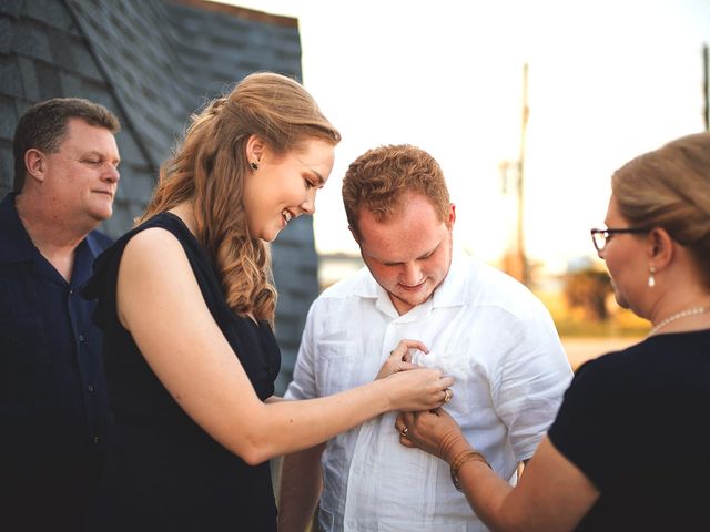 Zack and Melissa&apos;s Wedding in Galveston, Texas 19