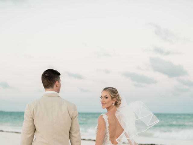 Kristofer and Allie's Wedding in Cancun, Mexico 20