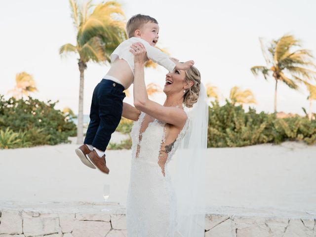 Kristofer and Allie's Wedding in Cancun, Mexico 32