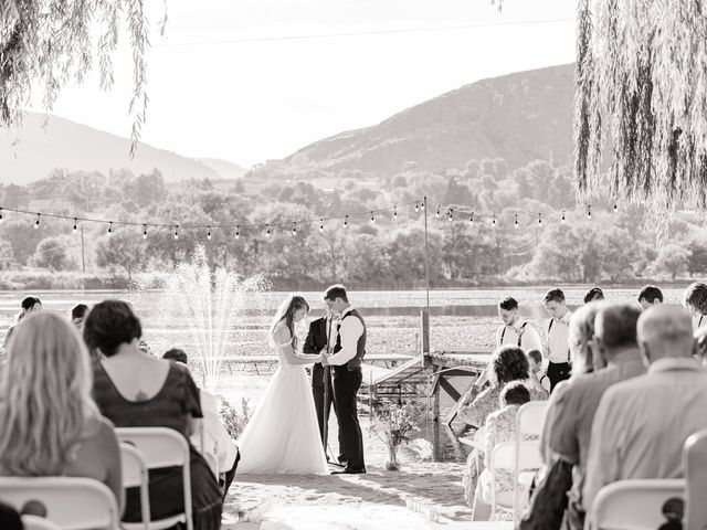 Simon and Maddie&apos;s Wedding in Oroville, Washington 166