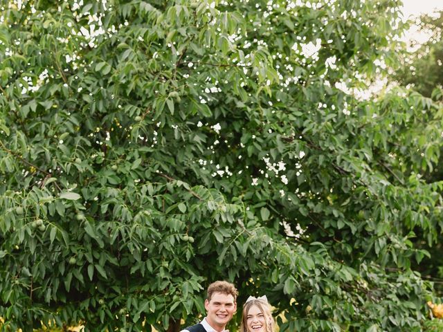 Simon and Maddie&apos;s Wedding in Oroville, Washington 310