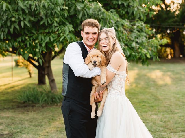 Simon and Maddie&apos;s Wedding in Oroville, Washington 372