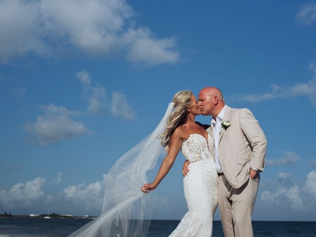 Erica and Colin&apos;s Wedding in Playa del Carmen, Mexico 14