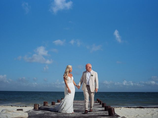 Erica and Colin&apos;s Wedding in Playa del Carmen, Mexico 15