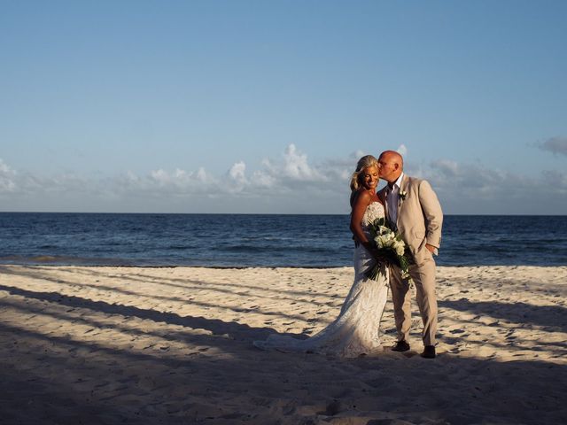 Erica and Colin&apos;s Wedding in Playa del Carmen, Mexico 26