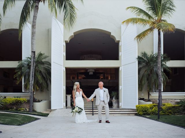 Erica and Colin&apos;s Wedding in Playa del Carmen, Mexico 31