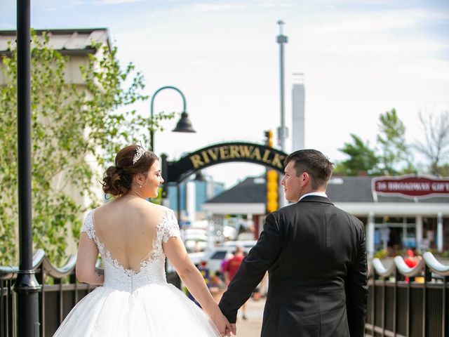 Chazz and Nikky&apos;s Wedding in Wisconsin Dells, Wisconsin 17