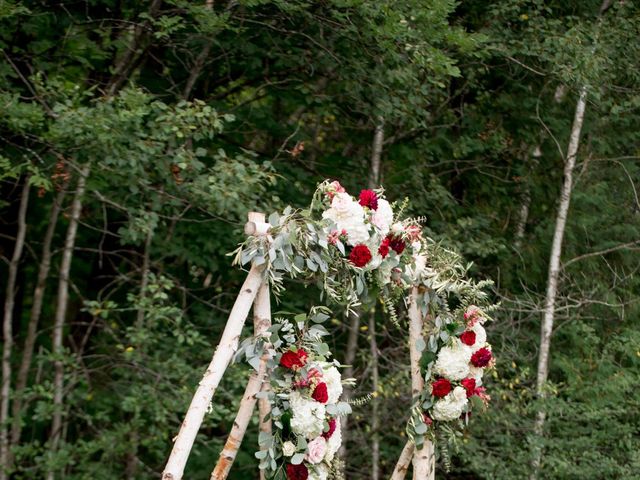 Jamie and Alex&apos;s Wedding in Sturgeon Bay, Wisconsin 17