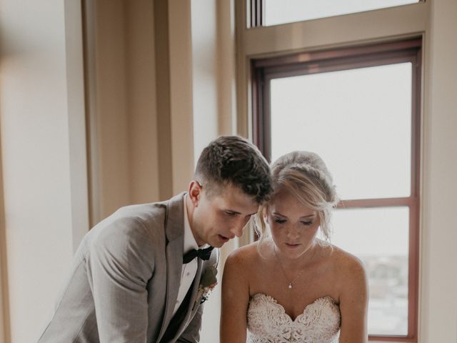 Alex and Kaelee&apos;s Wedding in Omaha, Nebraska 40