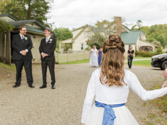 Shane and Shannon&apos;s Wedding in Saint Johnsbury, Vermont 25