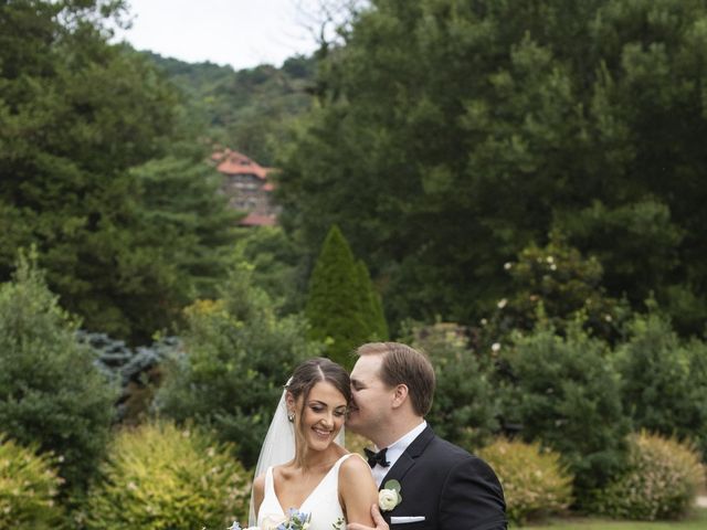 Zach and Kaitlyn&apos;s Wedding in Asheville, North Carolina 26