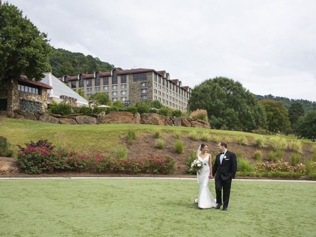 Zach and Kaitlyn&apos;s Wedding in Asheville, North Carolina 29