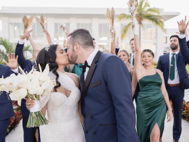 Aron and Cynthia&apos;s Wedding in Cancun, Mexico 37