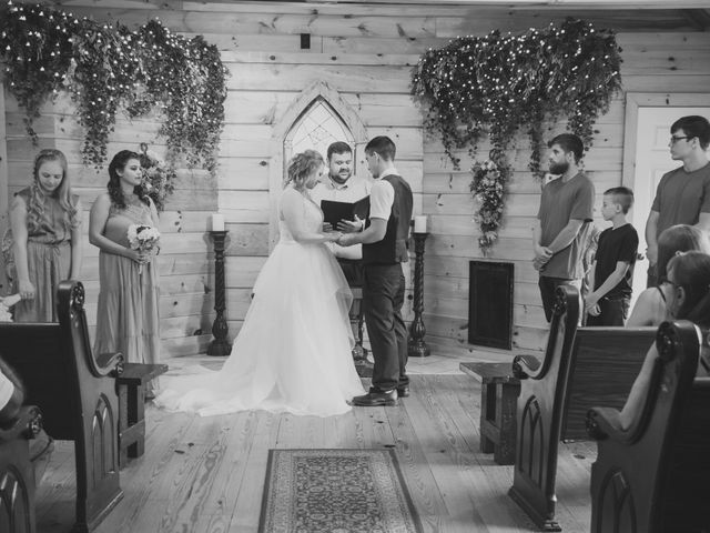 Jenna and Eric&apos;s Wedding in Tennessee Ridge, Tennessee 2