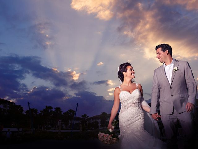 Michael and Marinela&apos;s Wedding in Cancun, Mexico 32