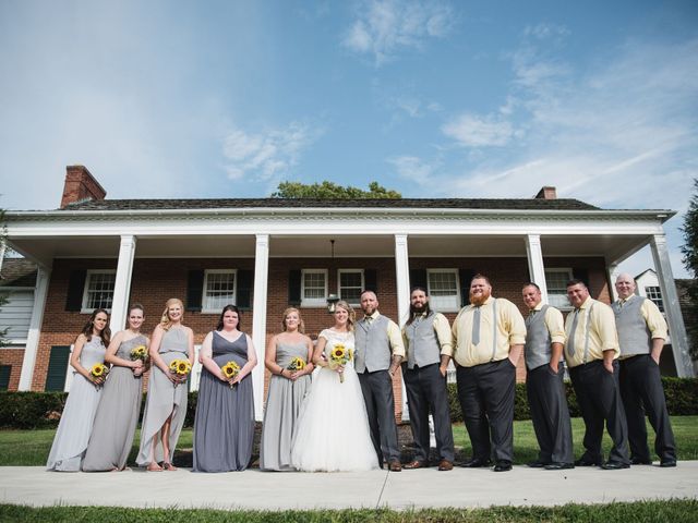 Shane and Robecca&apos;s Wedding in Lancaster, Ohio 20