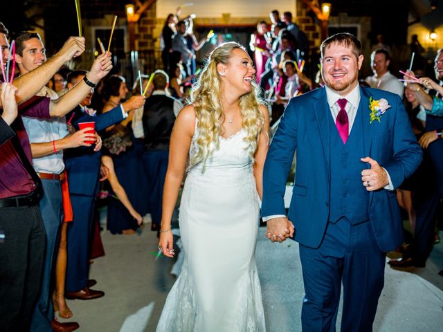 Kyle and Ally&apos;s Wedding in Topeka, Kansas 43