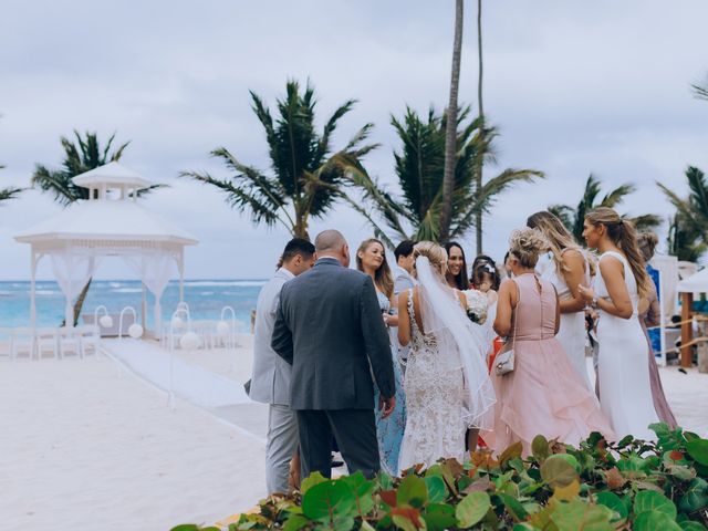 Curtis and Payton&apos;s Wedding in Punta Cana, Dominican Republic 35