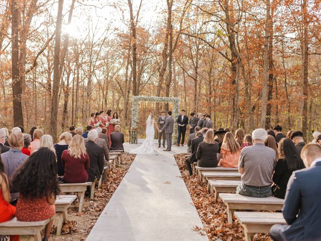 Jhonny and Jordan&apos;s Wedding in Centerton, Arkansas 40