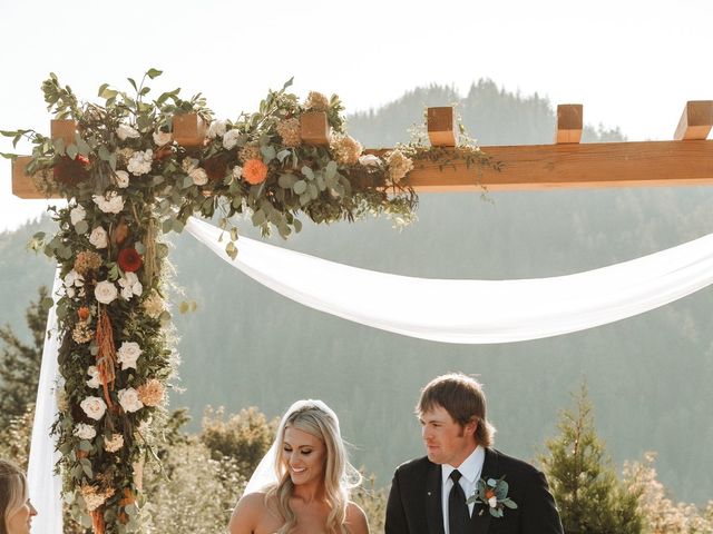 Connor and Emma&apos;s Wedding in Enumclaw, Washington 10