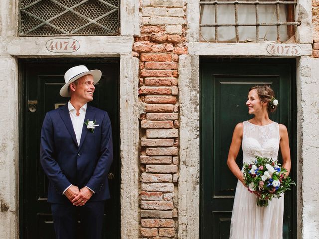 Thomas and Janina&apos;s Wedding in Venice, Italy 54