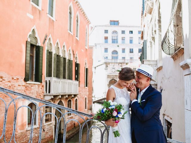 Thomas and Janina&apos;s Wedding in Venice, Italy 55