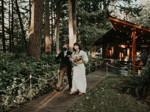 David and Amber&apos;s Wedding in Portland, Oregon 30