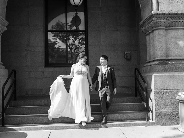 Joey and Jocelyn&apos;s Wedding in Saint Paul, Minnesota 27