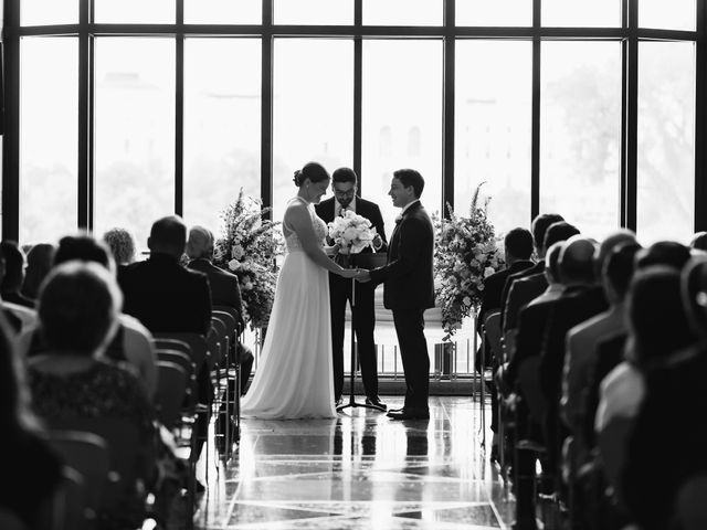 Joey and Jocelyn&apos;s Wedding in Saint Paul, Minnesota 31