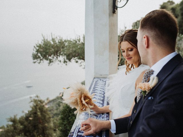 Tomas and Greta&apos;s Wedding in Salerno, Italy 20