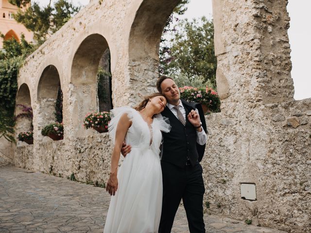Tomas and Greta&apos;s Wedding in Salerno, Italy 29