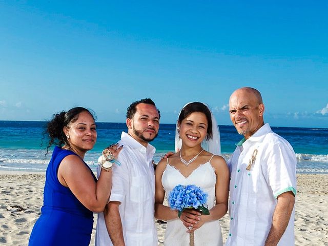 Humberto and Jennika&apos;s Wedding in Culebra, Puerto Rico 35