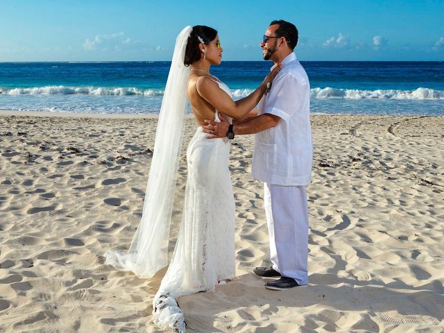 Humberto and Jennika&apos;s Wedding in Culebra, Puerto Rico 39