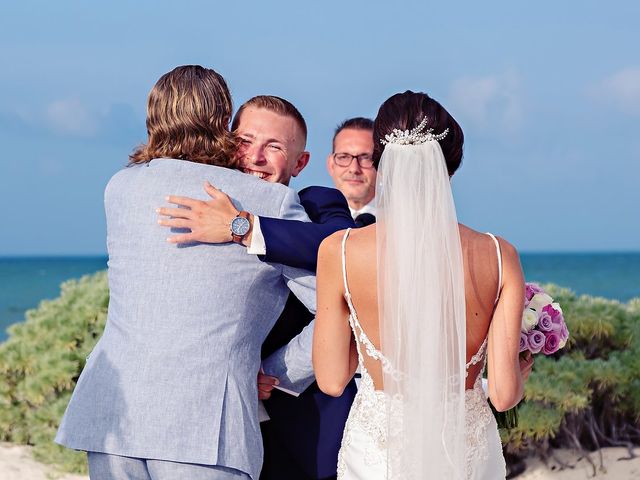 Joseph and Rachel&apos;s Wedding in Cancun, Mexico 27