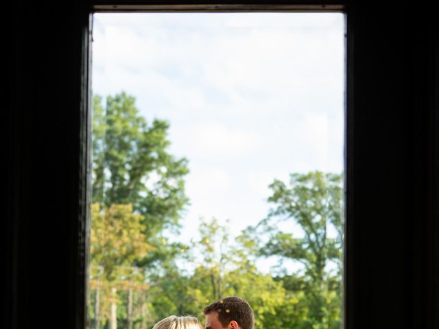 Evan and Sarah's Wedding in Glen Cove, New York 16