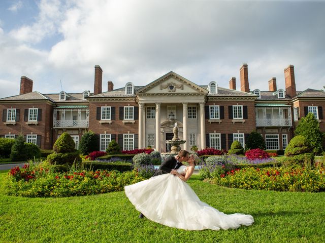 Evan and Sarah's Wedding in Glen Cove, New York 17
