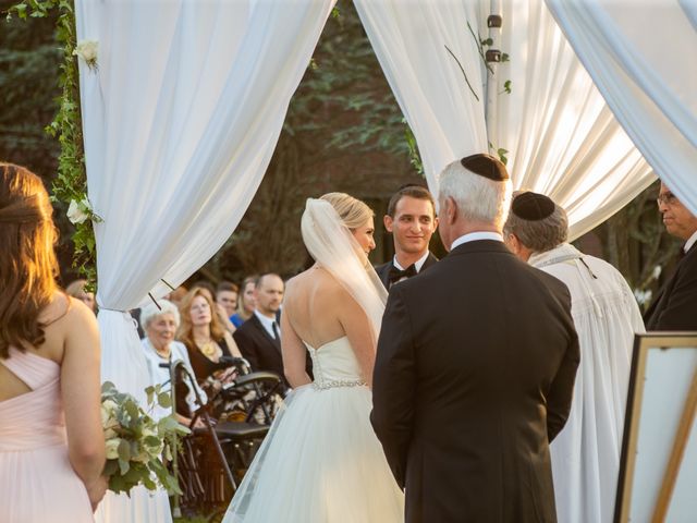 Evan and Sarah's Wedding in Glen Cove, New York 20