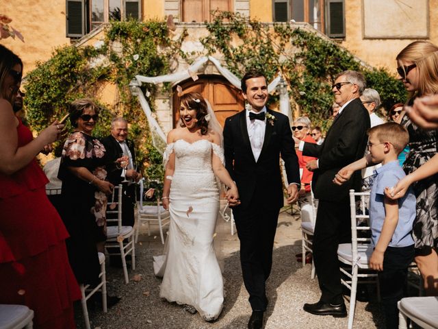 Timothy and Francesca&apos;s Wedding in Volterra, Italy 38
