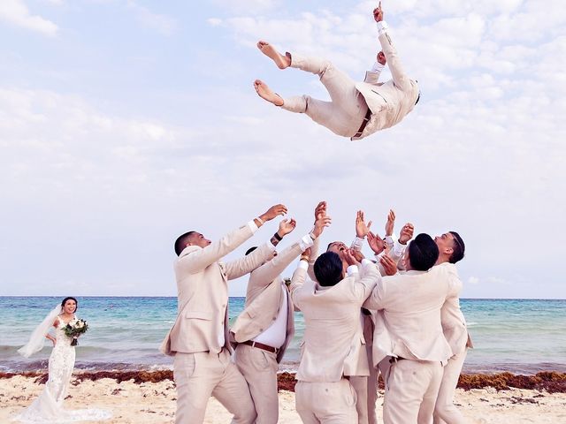 Chanelle and Ryan&apos;s Wedding in Cancun, Mexico 27